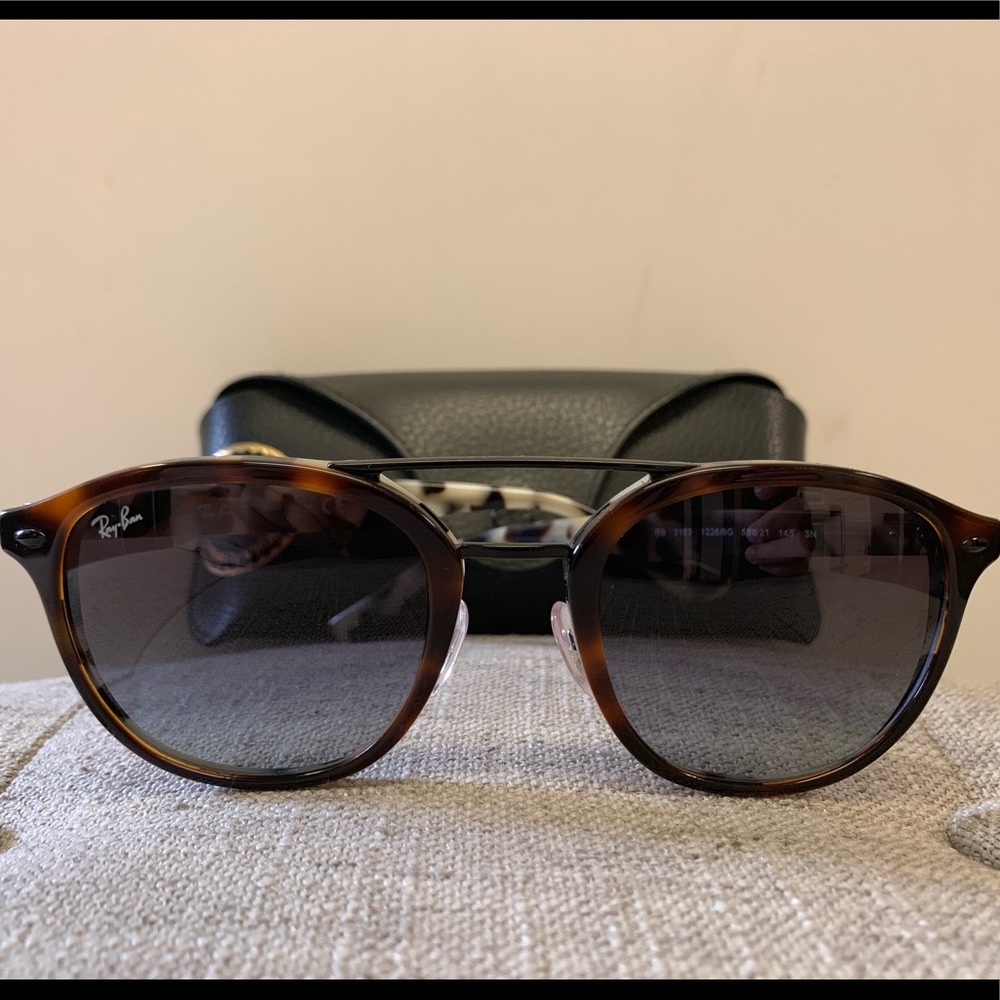 Ray-Ban Sunglasses RB2183